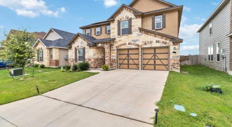 Vacation home with pool in New Braunfels, TX