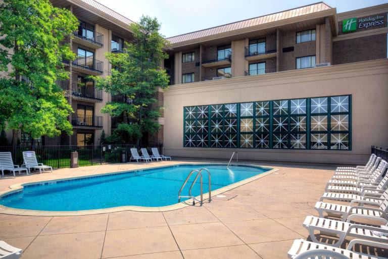 Holiday Inn Express Schaumburg-Rolling Meadows By IHG — photo 3
