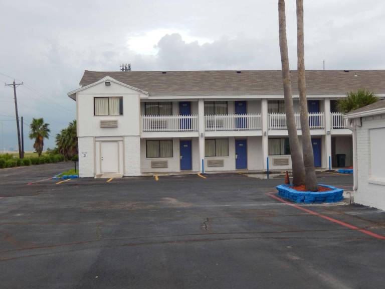 Motel 6 Portland, TX in Portland, TX