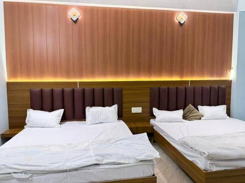Bed and breakfast  Faizabad