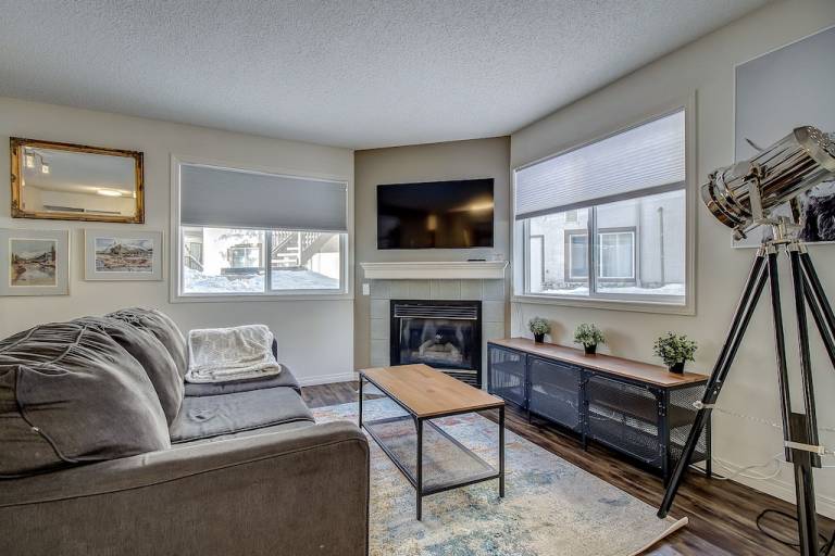 Lodge Harvie Heights