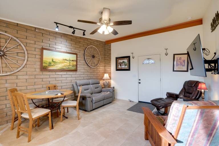 Horse Ranch Hideaway! Wickenburg Equestrian Casita — photo 5