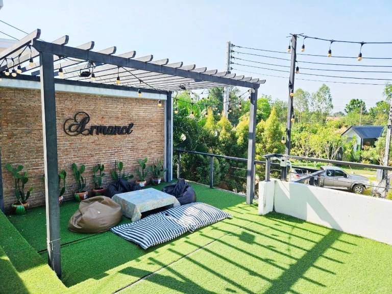 Vacation home with patio, private pool & grill | Perfect for remote work | Pets allowed — photo 4