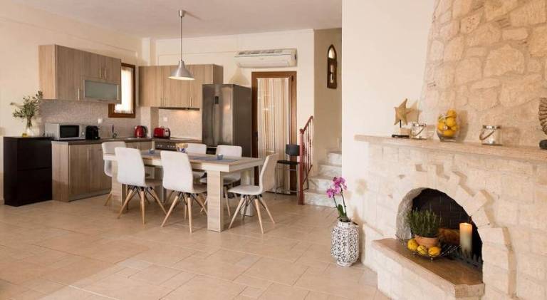 Vacation home with patio, pool & garden | Dogs allowed — photo 3