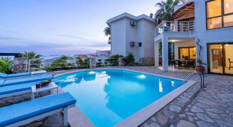Fully equipped vacation home with garden, barbecue & patio | Pets allowed — photo 3