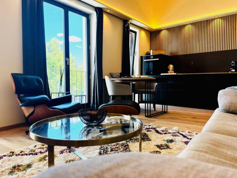 Hafenblick und stylische Atmosphäre im nagelneuen HafenCity Loft Stralsund — photo 4
