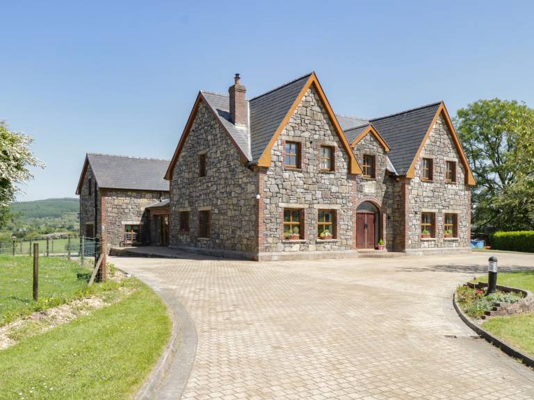 Cottage Tullyskeherny