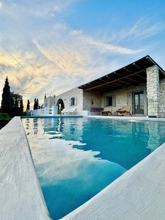 Villa Paros