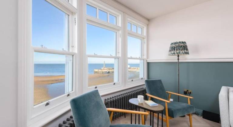 Charming holiday apartment | Next to the beach | Dogs allowed in Margate