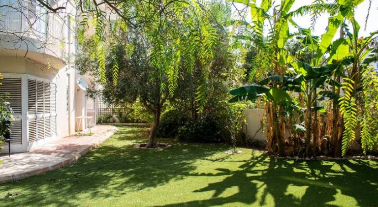 Villa with garden & jacuzzi | Good for workation — photo 4