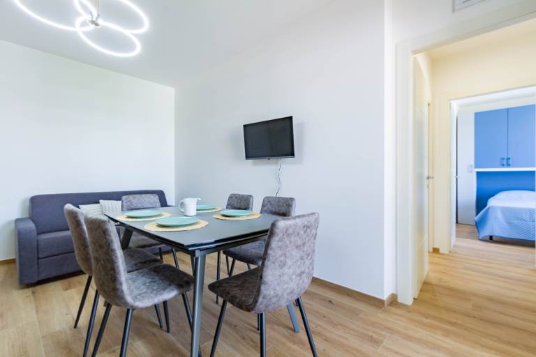 Rental apartment with 2 rooms for 6 persons — photo 4