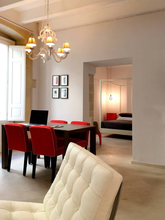 Holiday apartment with fast internet & terrace | City view | Pets allowed — photo 3