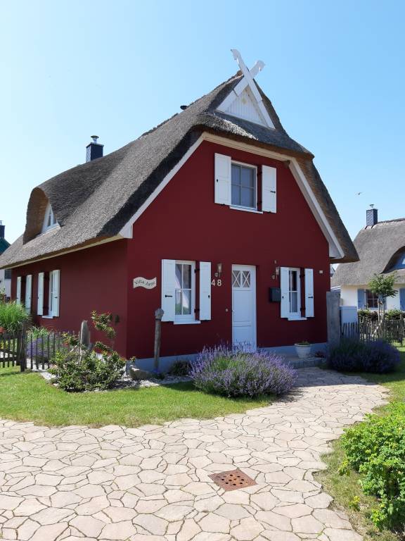 Fully equipped house with patio, garden & sauna | Pets allowed — photo 3
