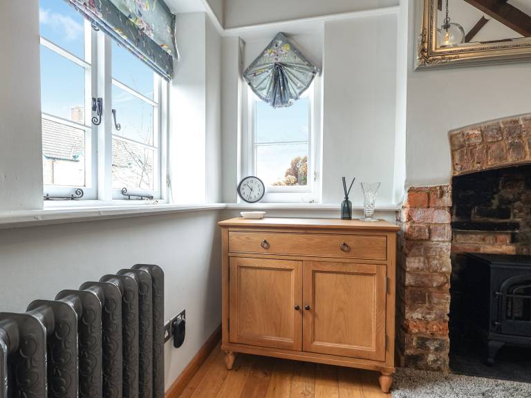 Child-friendly charming cottage with yard | Pet-friendly — photo 3