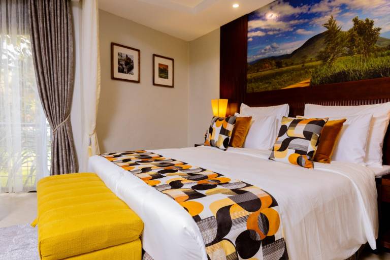 Royal Suites — photo 2