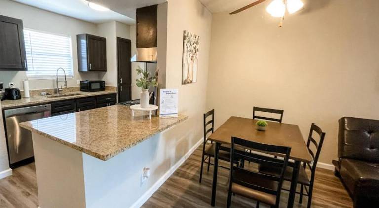 Apartment with pool | Suitable for remote work — photo 2