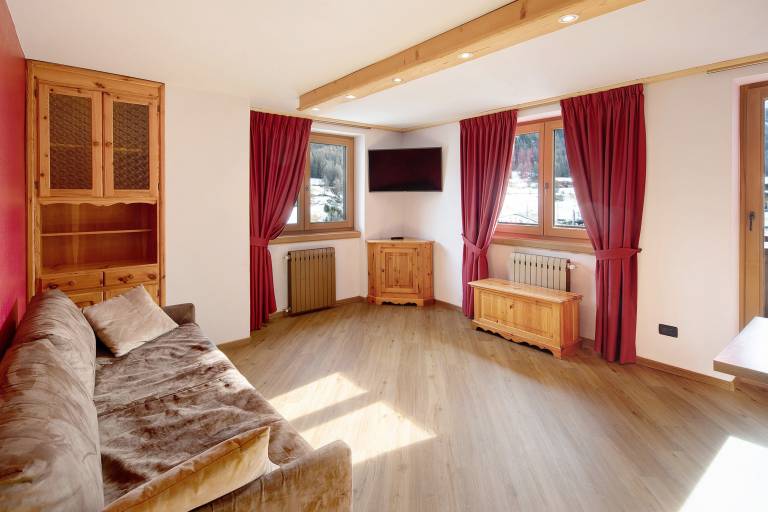 Holiday Apartment "Casa San Rocco n 37" with Mountain View, Balcony & Wi-Fi in Livigno