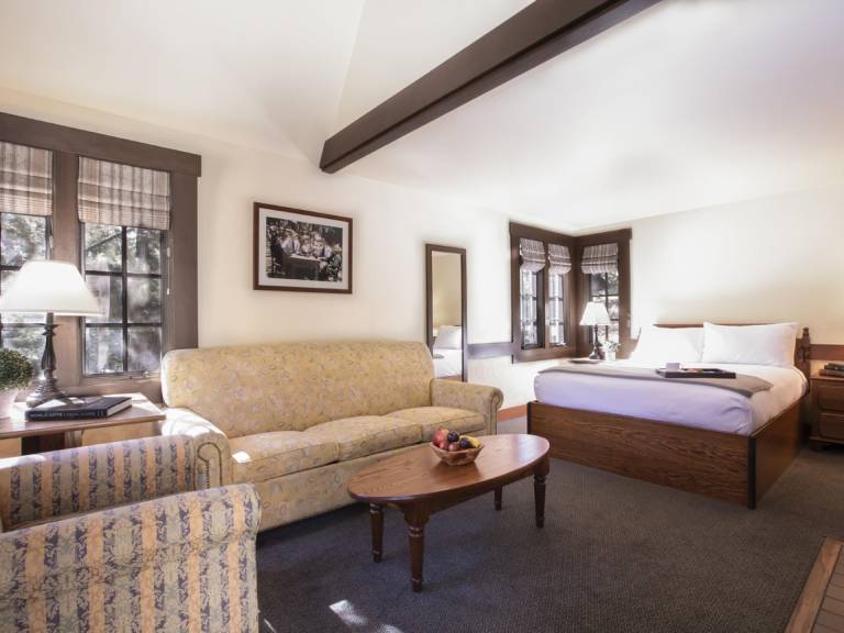 UCLA Lake Arrowhead Lodge — photo 2