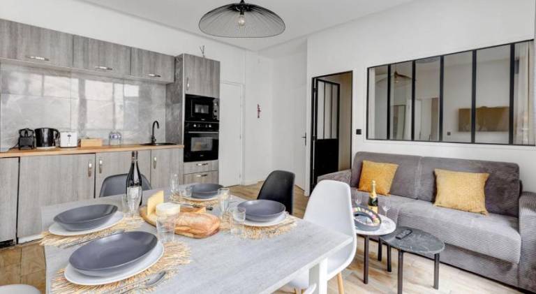 Rental apartment with 2 rooms for 6 persons in Paris