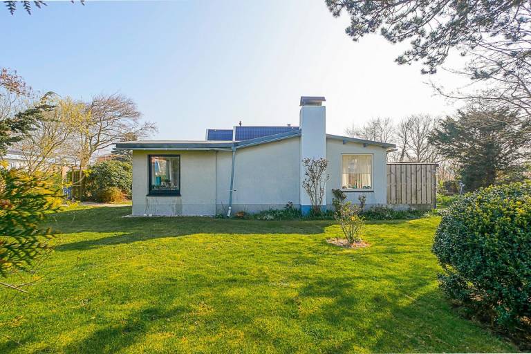 Bungalow mit Hund in Callantsoog für max. 4 Personen