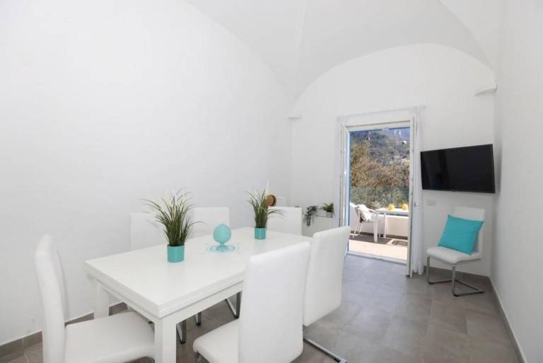Villa with 1 room for 4 persons — photo 3