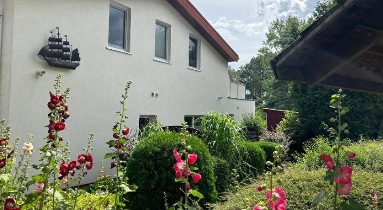 Rental apartment with patio in Putbus