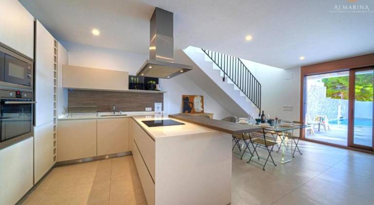 Big villa with pool | Close to the beach | Pets allowed — photo 3