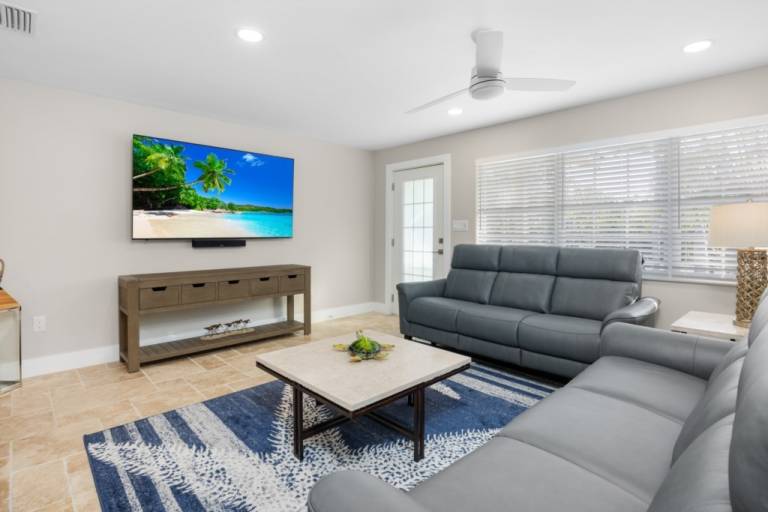 Nice house with grill & private pool | Beach nearby | Pets are welcome — photo 2