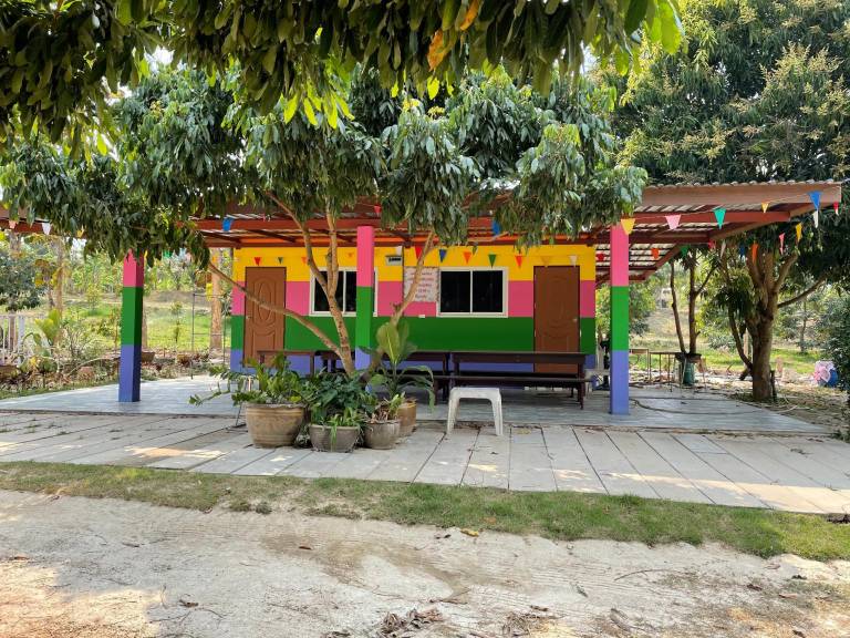 Charming vacation home with garden, pool & barbeque | Suitable for remote work | Pet-friendly — photo 4
