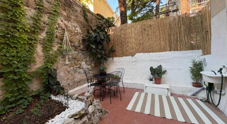Apartment with yard in Trieste