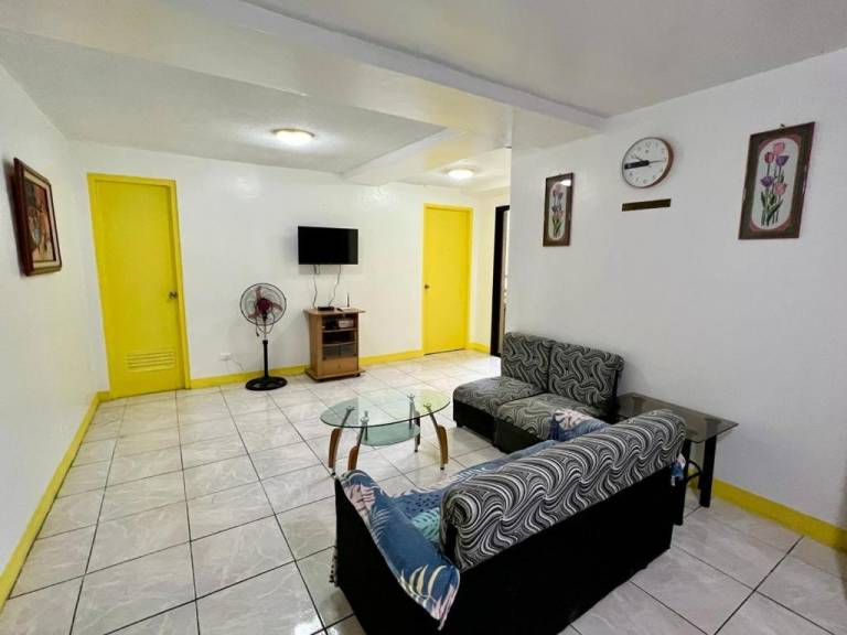 Rental apartment with patio | Perfect for remote work — photo 2