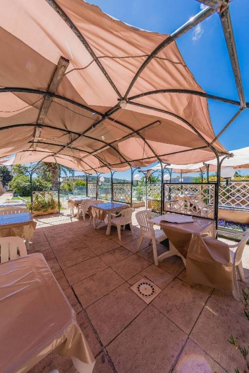 Noemys Toulon La Valette - Hotel restaurant avec piscine — photo 3