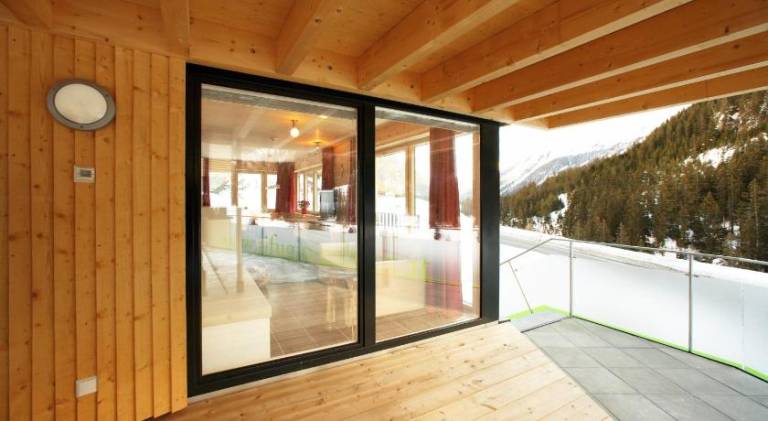 Vacation home with sauna & terrace — photo 3