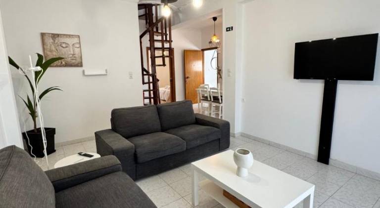 Holiday apartment with terrace — photo 2