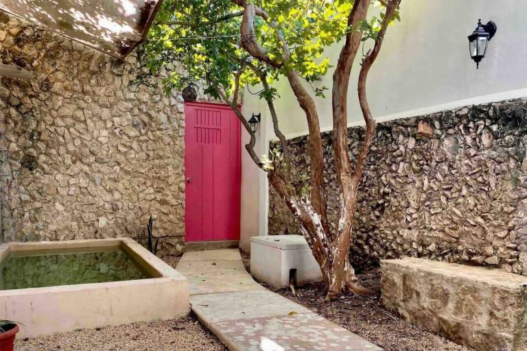 House  Barrio de Santiago