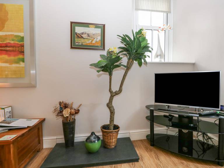 Family-friendly cottage with yard | Pets are welcome — photo 4
