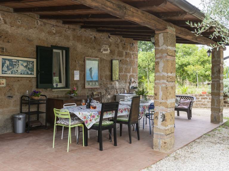 Fully equipped charming rental apartment with garden, patio & pool | Pets are welcome — photo 3