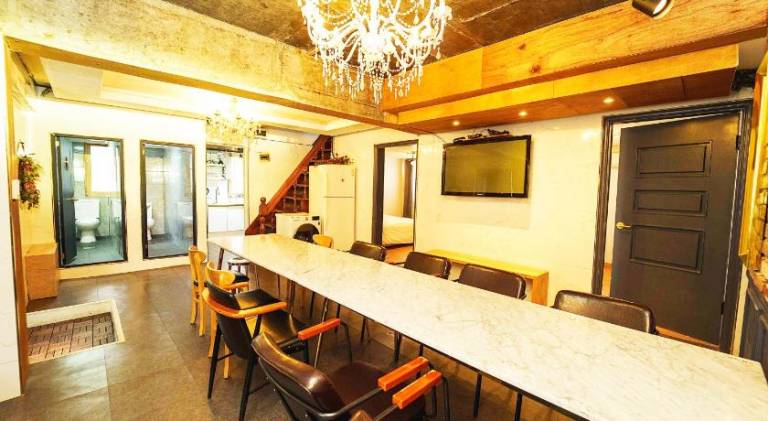 Ample rental apartment | Pets allowed in Seoul