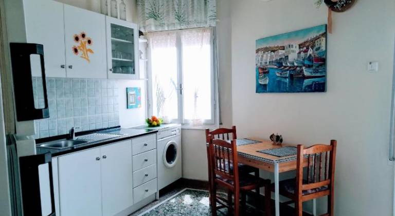 Apartment with terrace — photo 3