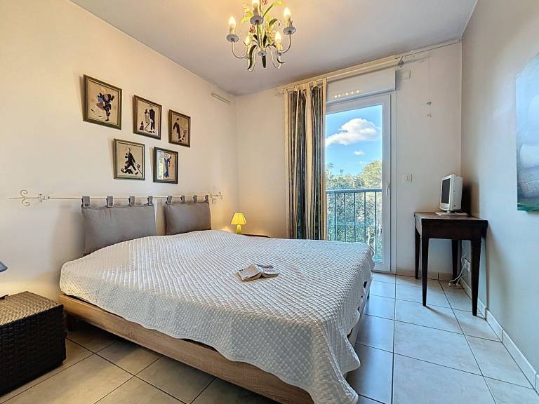 Child-friendly holiday apartment with garden, pool & patio | Sea view | Pets allowed — photo 5