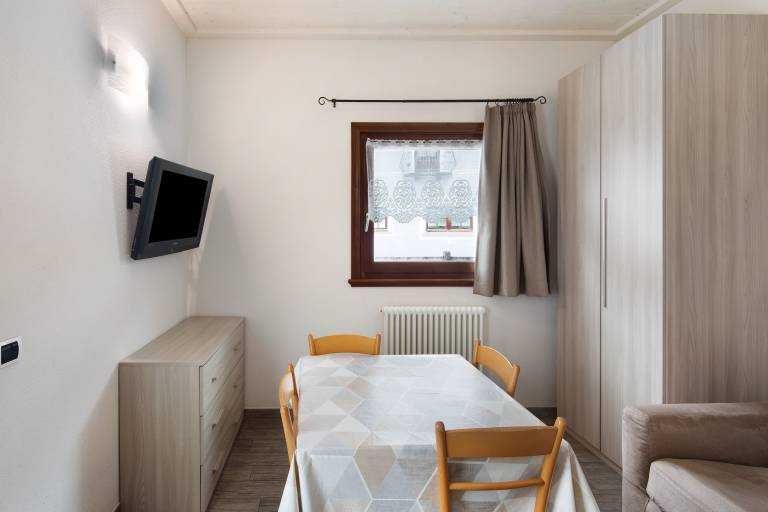 Fully equipped lovely apartment with fast internet, BBQ & yard | Garden view | Close to the ski | Pets allowed — photo 5