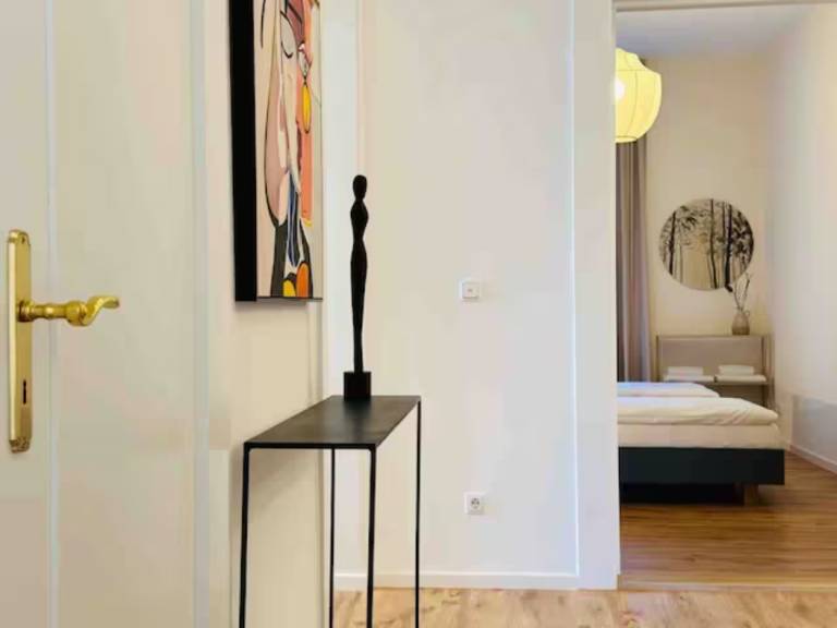 Rental apartment with 5 rooms for 12 persons in Regensburg