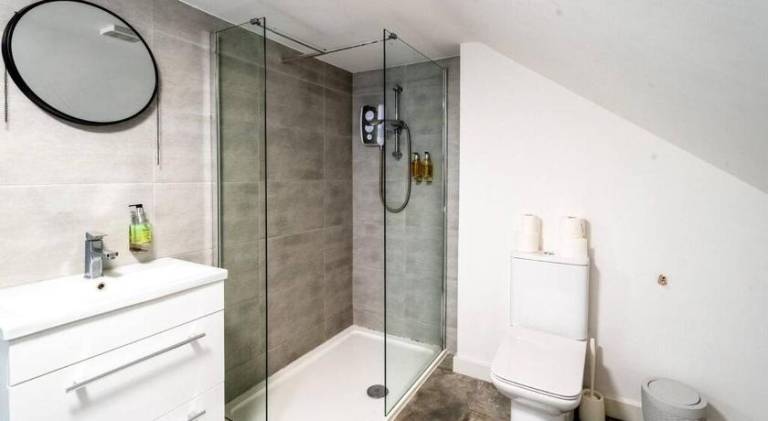 3 Bedroom Flat, Walking Distance to City Centre & Amazing Food at your door step — photo 5
