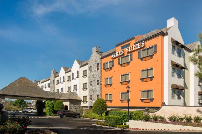 Ayres Hotel Costa Mesa/Newport Beach — photo 5