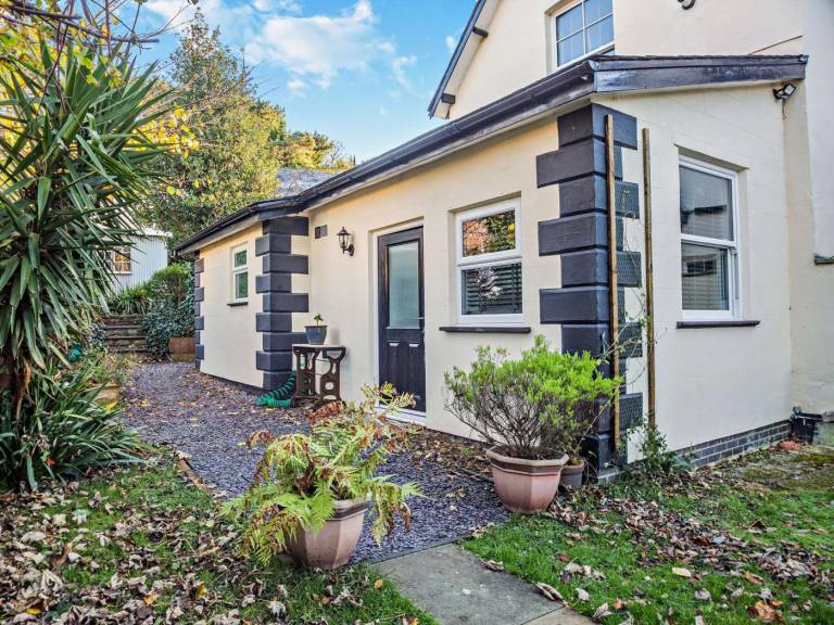 Wonderful cottage with grill & garden | Water view | Dogs allowed — photo 2