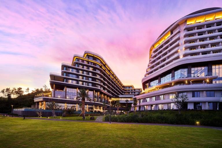 PARNAS HOTEL JEJU