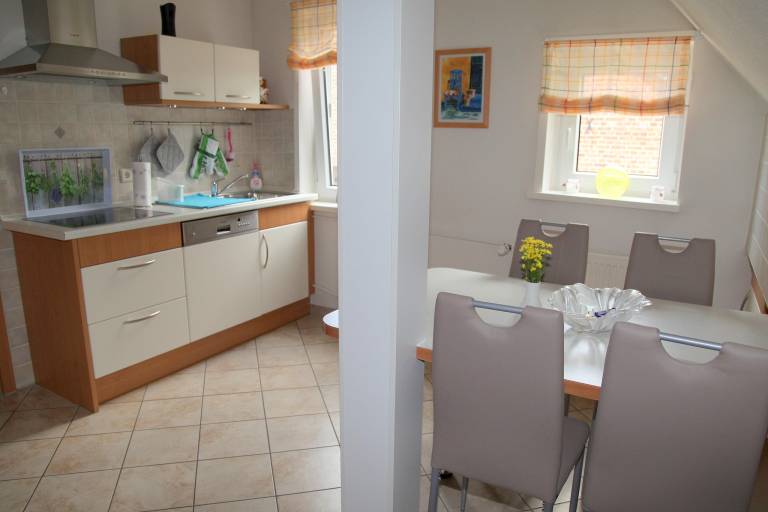 Family-oriented beautiful holiday apartment with terrace & grill | Nature view | Pet-friendly — photo 5