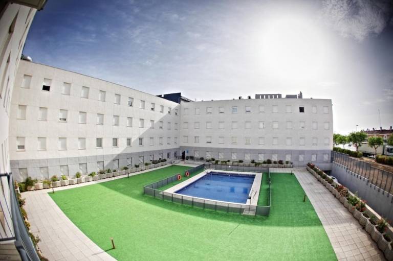 Aparthotel  Gines