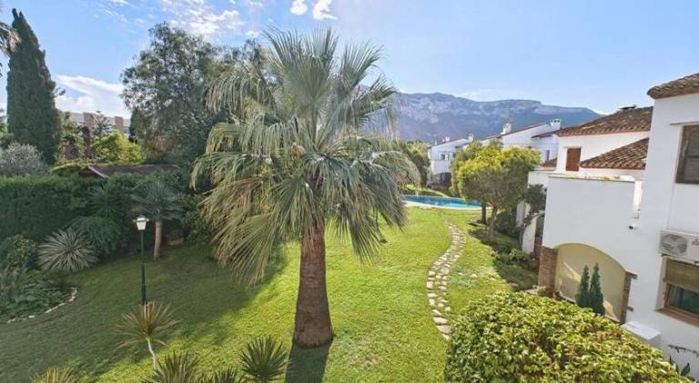 Apartment with pool in Denia