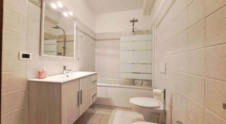 Holiday apartment with 2 rooms for 5 persons — photo 4